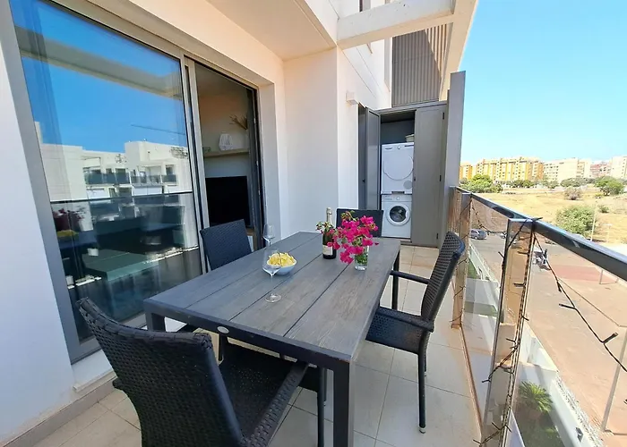 Marina Real 3 Casa Dalu 公寓